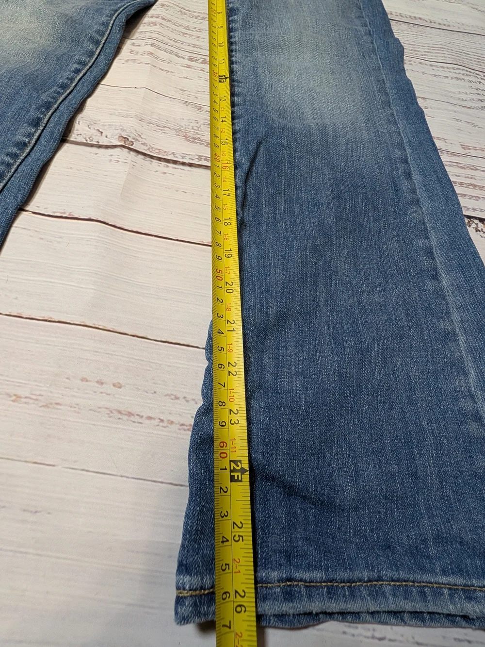 Rare Levi's Slight Curve Classic Rise Bootcut Jeans Size 0/25